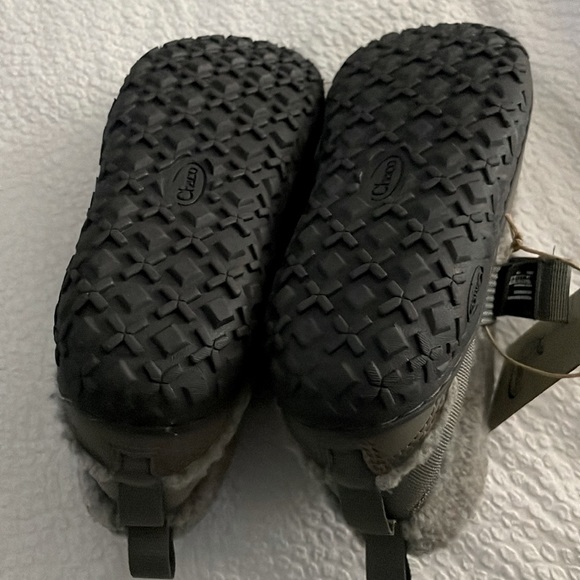 NWT Chaco Unisex Ramble Fluff Kids Ankle Boot - Picture 3 of 6